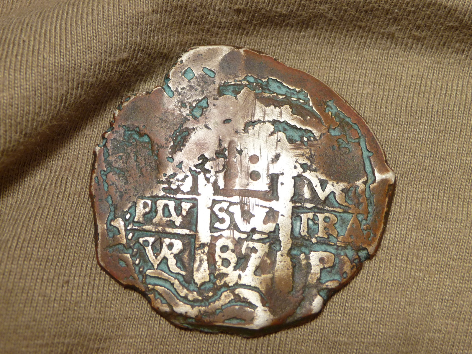 8-Reales---1687-Vr---Potosi-Cob
