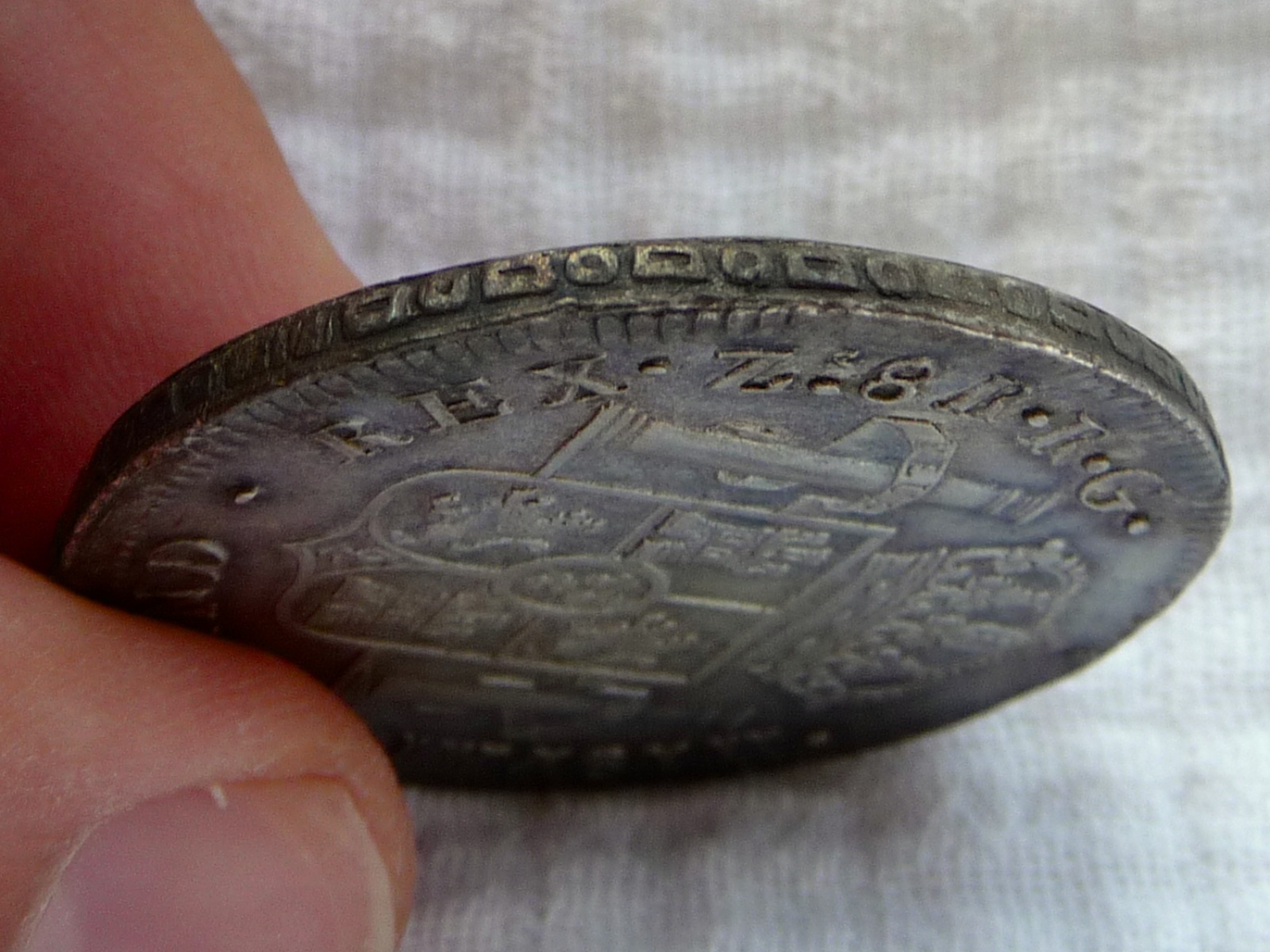 Ferdinand-VII-8-Reales---1821---Zacatecas.-Or-...-?